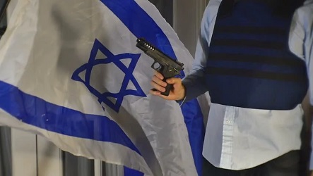 Polisi Malaysia Dalami Motif Warga Israel Yang Ditangkap Bawa 6 Pistol